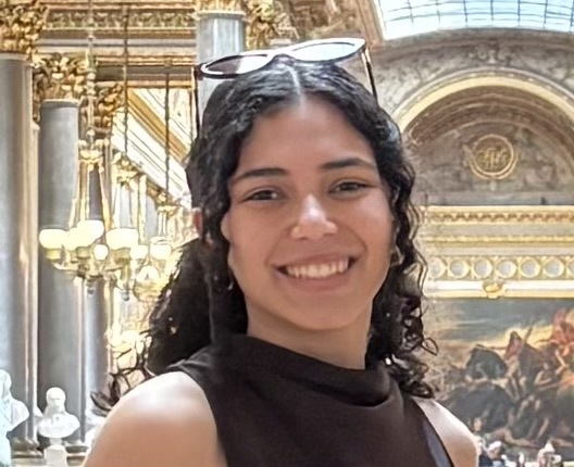 Ana de Souza Silva Cruz '26
